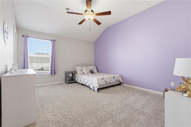 2008 NE 114th Street, Kansas City, MO 64155