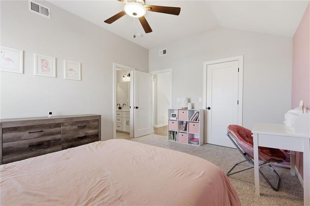 2008 NE 114th Street, Kansas City, MO 64155