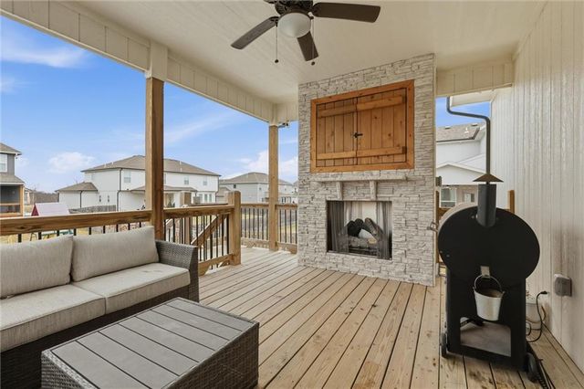 2008 NE 114th Street, Kansas City, MO 64155