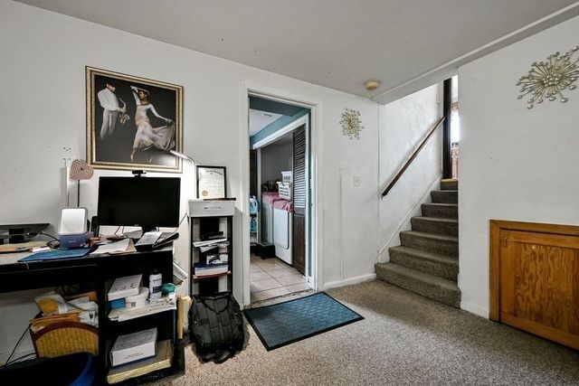 65 Holmes Ave, Brockton, MA 02302