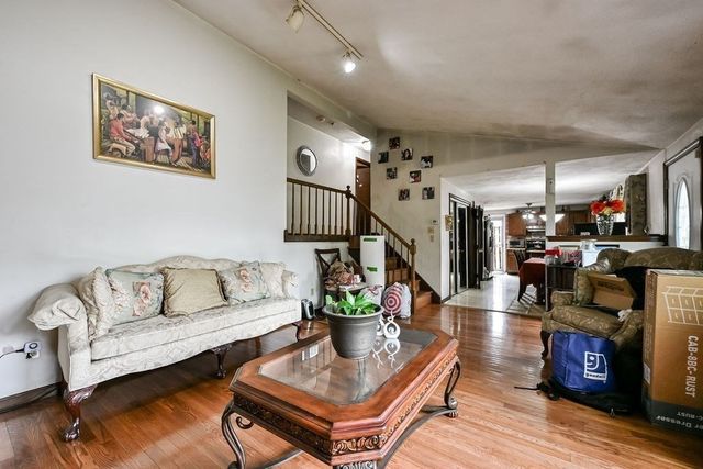 65 Holmes Ave, Brockton, MA 02302