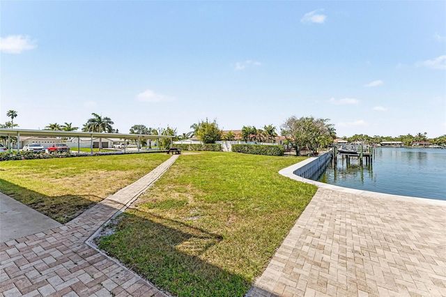 3753 46TH AVENUE S 7, St Petersburg, FL 33711