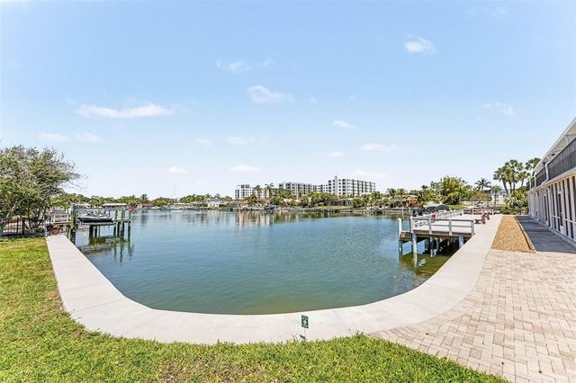 3753 46TH AVENUE S 7, St Petersburg, FL 33711