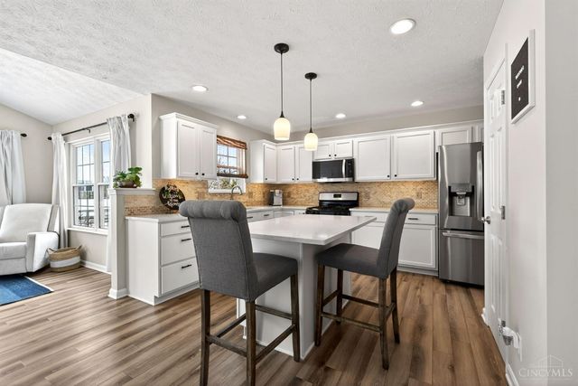 5512 Sunrise View Circle, Liberty Twp, OH 45044