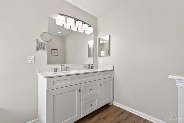 5512 Sunrise View Circle, Liberty Twp, OH 45044