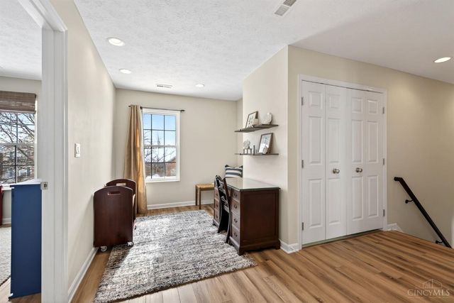 5512 Sunrise View Circle, Liberty Twp, OH 45044