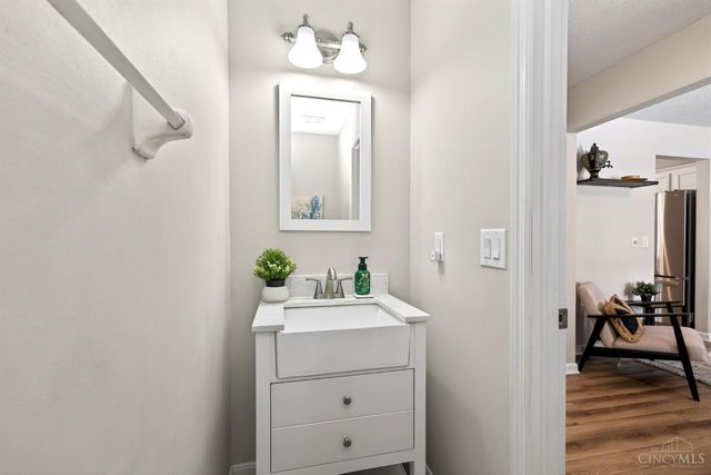 5512 Sunrise View Circle, Liberty Twp, OH 45044