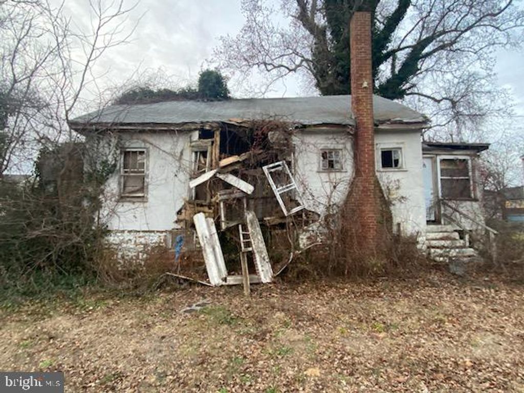 605 RAVELING AVE, Pleasantville, NJ 08232