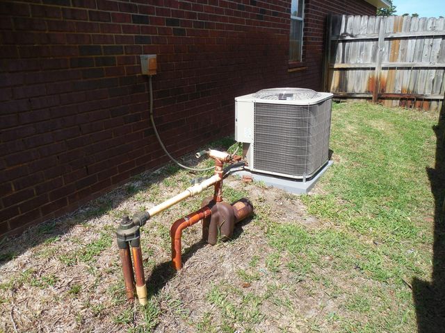 2095 Jessica Way, Navarre, FL 32566