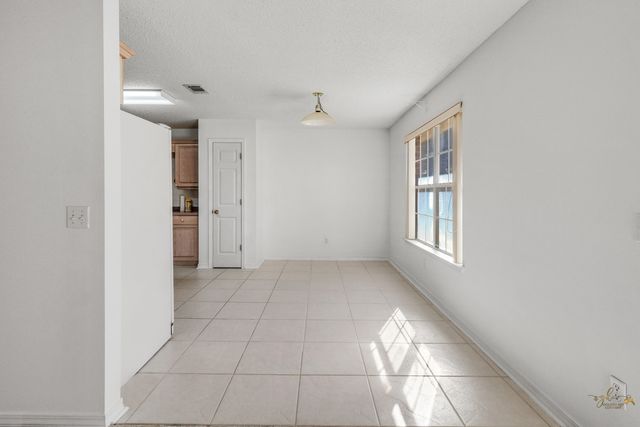 2095 Jessica Way, Navarre, FL 32566