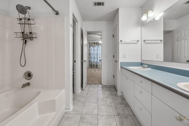 2095 Jessica Way, Navarre, FL 32566