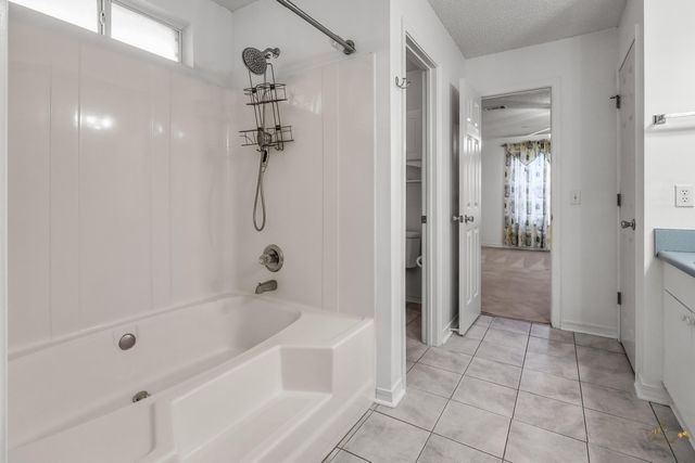 2095 Jessica Way, Navarre, FL 32566