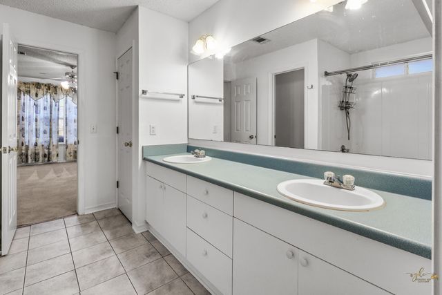 2095 Jessica Way, Navarre, FL 32566