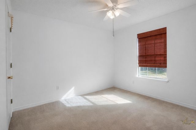 2095 Jessica Way, Navarre, FL 32566