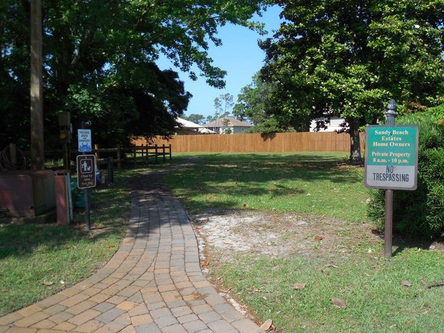 2095 Jessica Way, Navarre, FL 32566