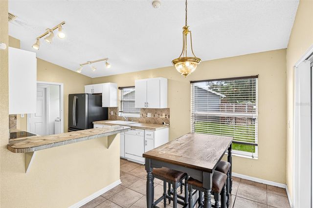232 KINGS POND AVENUE, Winter Haven, FL 33880