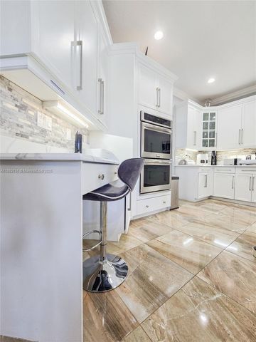 6600 NW 56th Dr, Coral Springs, FL 33067