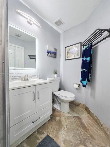 6600 NW 56th Dr, Coral Springs, FL 33067