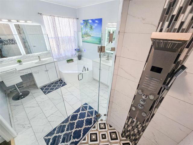 6600 NW 56th Dr, Coral Springs, FL 33067