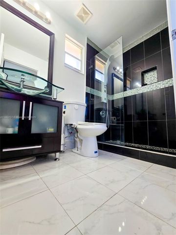 6600 NW 56th Dr, Coral Springs, FL 33067