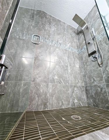 6600 NW 56th Dr, Coral Springs, FL 33067