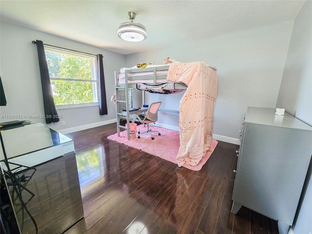 6600 NW 56th Dr, Coral Springs, FL 33067