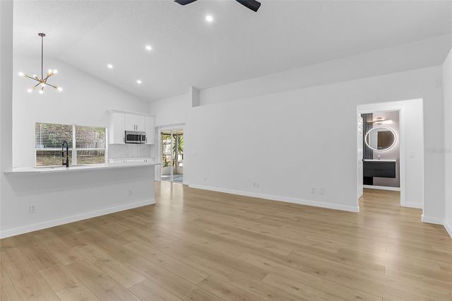 309 BAY STREET, Apopka, FL 32712