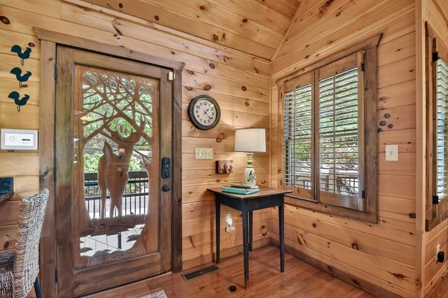 34 Dallas Lane, Blue Ridge, GA 30513