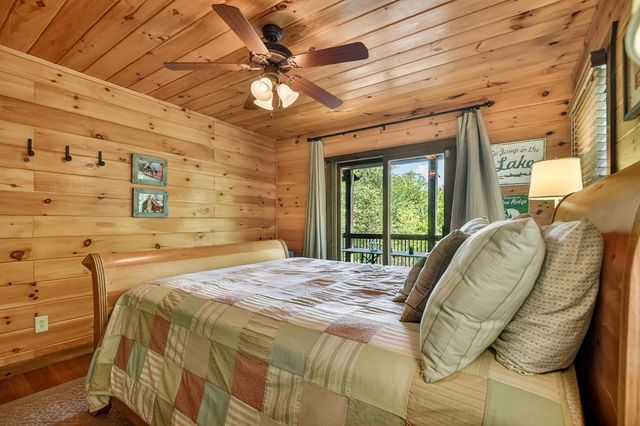 34 Dallas Lane, Blue Ridge, GA 30513
