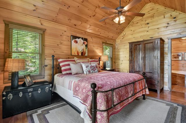 34 Dallas Lane, Blue Ridge, GA 30513