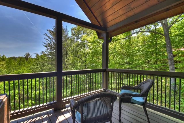 34 Dallas Lane, Blue Ridge, GA 30513