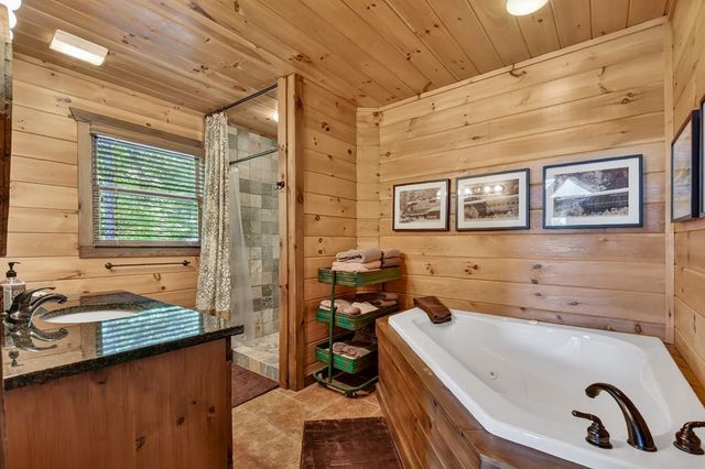 34 Dallas Lane, Blue Ridge, GA 30513