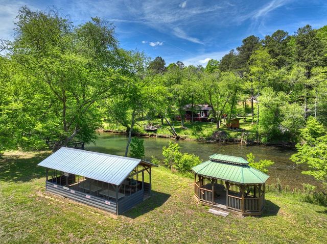34 Dallas Lane, Blue Ridge, GA 30513