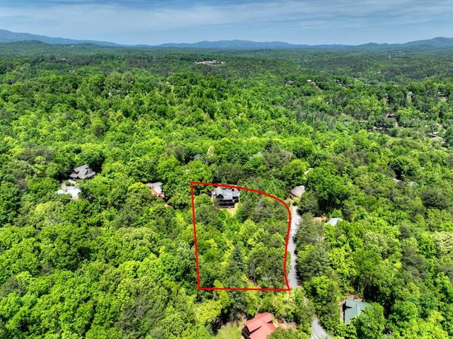 34 Dallas Lane, Blue Ridge, GA 30513