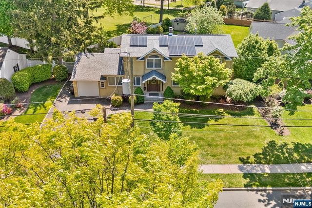 124 Crain Road, Paramus, NJ 07652