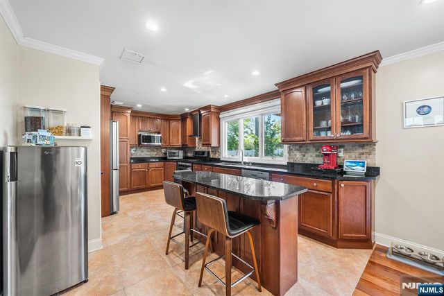 124 Crain Road, Paramus, NJ 07652