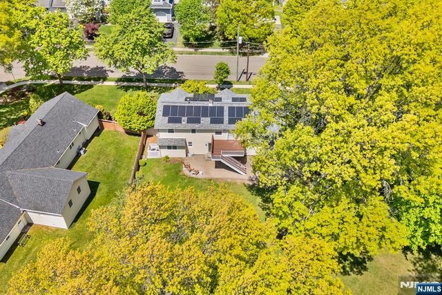 124 Crain Road, Paramus, NJ 07652