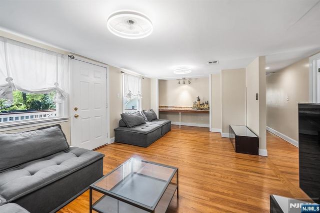 124 Crain Road, Paramus, NJ 07652