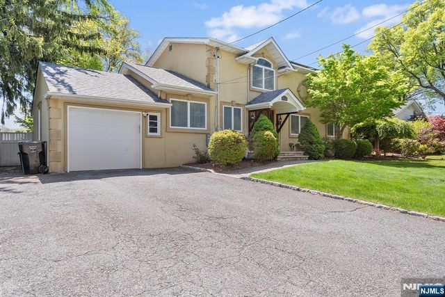 124 Crain Road, Paramus, NJ 07652