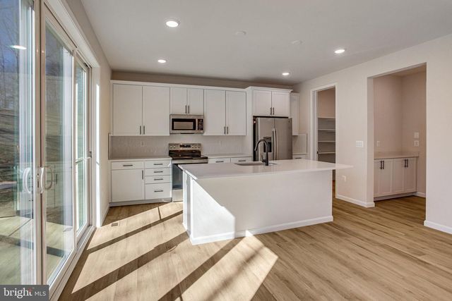 2916 WHITE TAIL DRIVE, Locust Grove, VA 22508