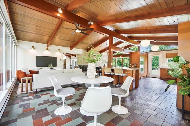 7460 Fair Oaks Drive, Amberley, OH 45237