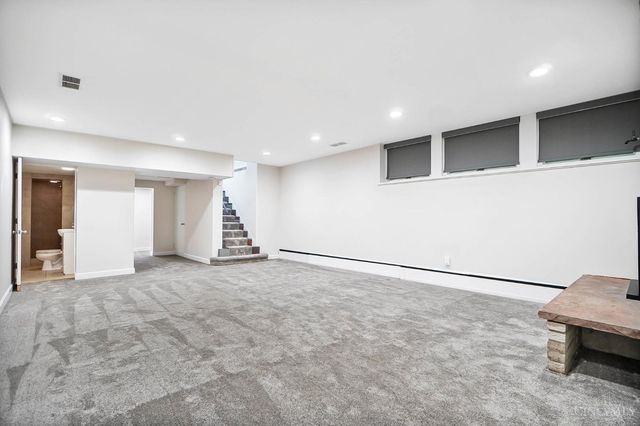 7460 Fair Oaks Drive, Amberley, OH 45237