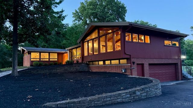 7460 Fair Oaks Drive, Amberley, OH 45237