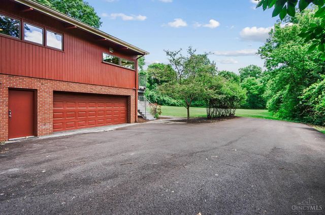 7460 Fair Oaks Drive, Amberley, OH 45237