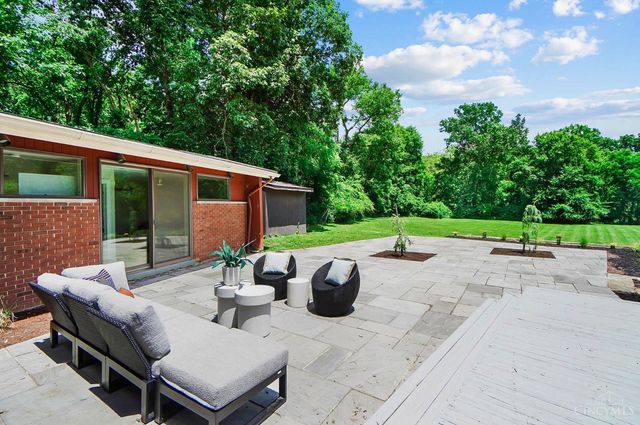 7460 Fair Oaks Drive, Amberley, OH 45237