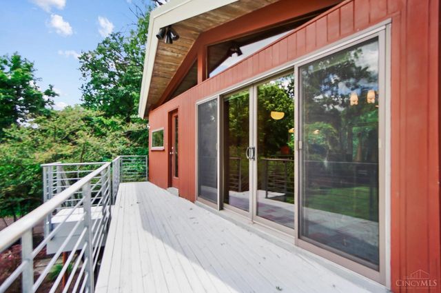 7460 Fair Oaks Drive, Amberley, OH 45237