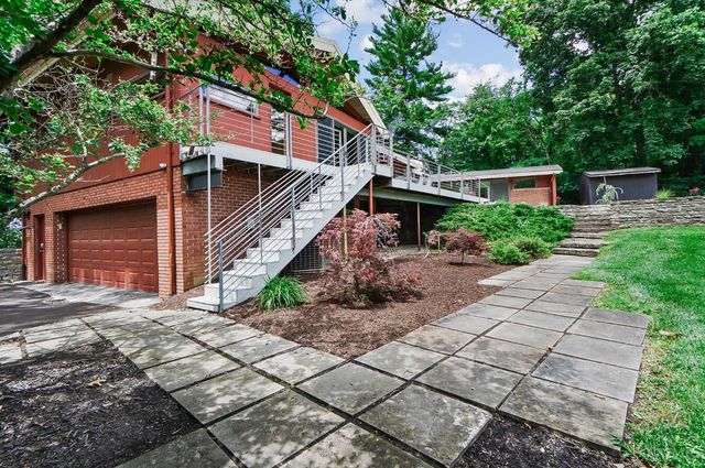 7460 Fair Oaks Drive, Amberley, OH 45237