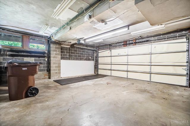 7460 Fair Oaks Drive, Amberley, OH 45237