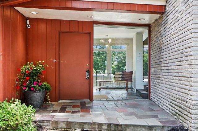 7460 Fair Oaks Drive, Amberley, OH 45237