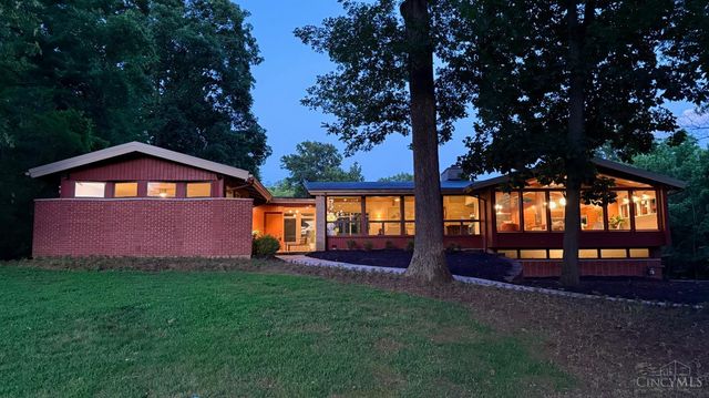 7460 Fair Oaks Drive, Amberley, OH 45237